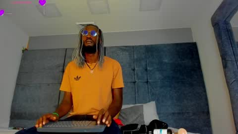 andrew online show from December 11, 2:50 pm