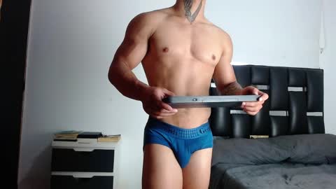 Eros online show from April 8, 3:54 pm