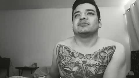 escodamus12 online show from February 26, 7:36 pm