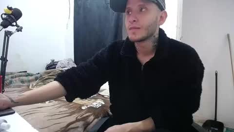 Esteban online show from September 16, 8:09 pm