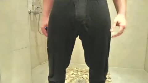 Essayban online show from October 25, 7:26 pm