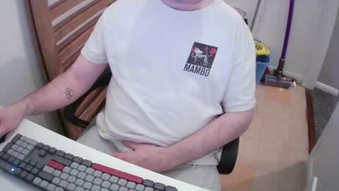 Morph online show from April 21, 8:26 pm