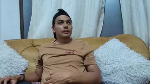 Esteban online show from October 5, 2:04 am