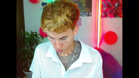 Snapshot of estrellita__jordan chatting on February 28, 10:39 pm JORDAN online show from February 28, 10:39 pm