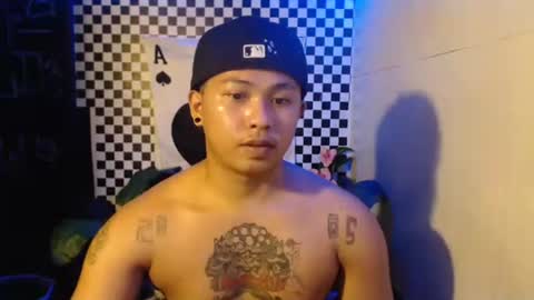 im esward tynn online show from November 11, 6:18 am