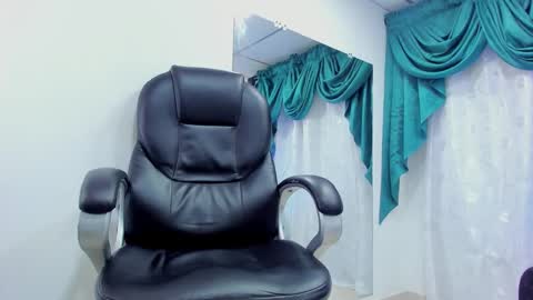 Ethan online show from December 10, 8:38 pm