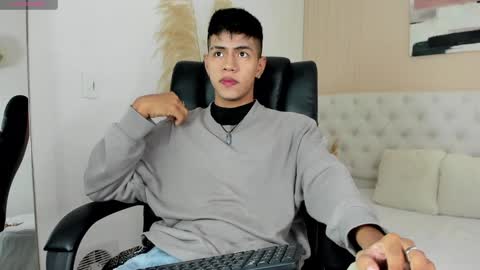 ethan online show from December 9, 12:53 pm