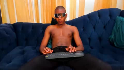 King Ethan online show from January 22, 2:14 pm