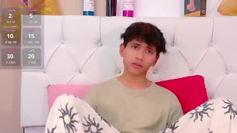 Ethan online show from December 16, 9:44 pm