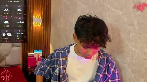 Ethan online show from April 20, 8:33 pm