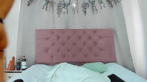 ethanblackwoodd online show from November 26, 8:56 pm