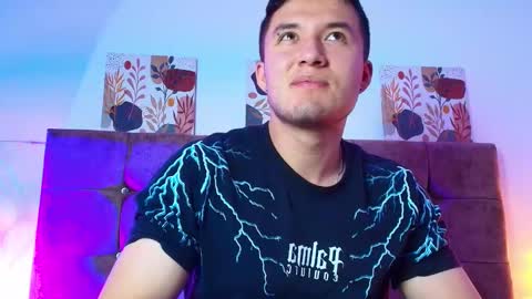 ethanconnor_ online show from October 30, 8:10 pm