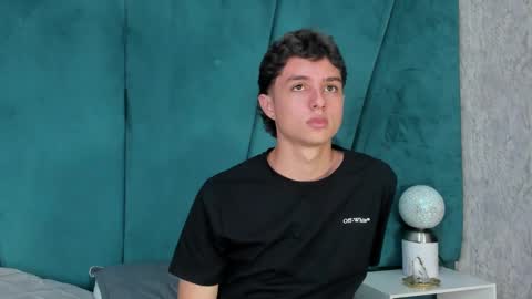 ethanlowell online show from January 20, 8:18 pm