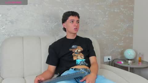 ethanlowell online show from March 12, 9:03 pm