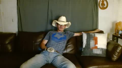 ethansteelexxx2 online show from March 11, 1:34 am