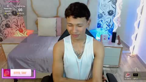 ette online show from November 5, 3:30 am