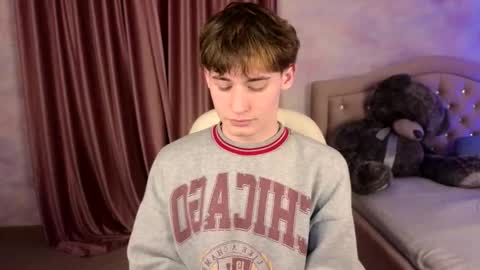 Evan online show from February 23, 9:16 pm