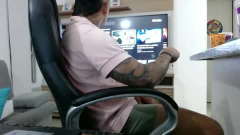 camilo online show from December 28, 6:17 am