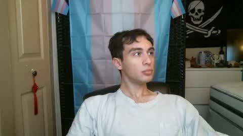 Ezra Naamah online show from January 4, 5:26 pm