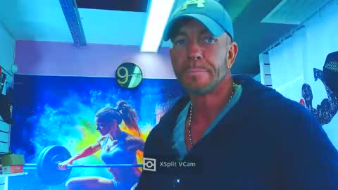 fabxxxl online show from November 22, 9:20 am