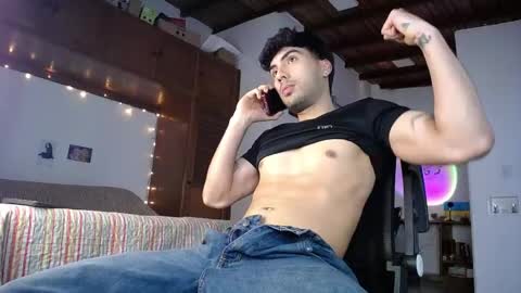 farid_24 online show from April 7, 2:22 am