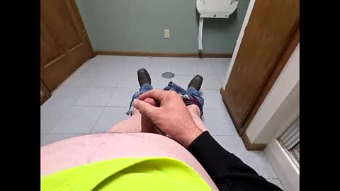 farmalllover online show from March 23, 6:14 pm