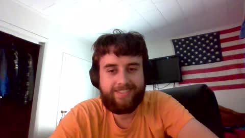 farmboy2398 online show from December 3, 5:02 am