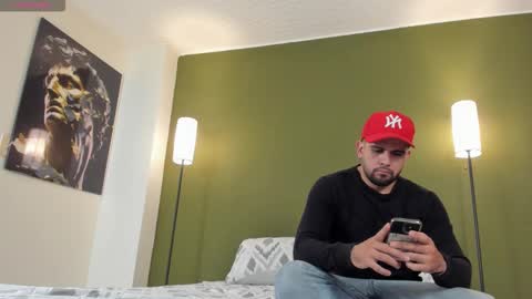 M A T  T E O online show from January 7, 8:25 pm