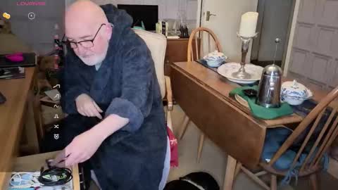 Adam online show from January 6, 7:56 am