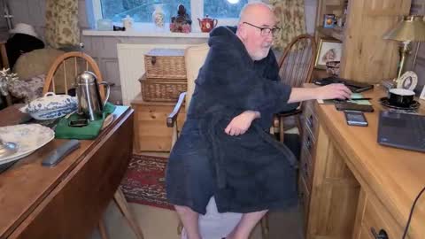 Adam online show from January 7, 8:08 am