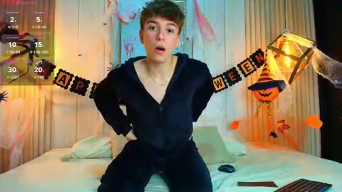 Femboy Max online show from October 26, 1:02 pm