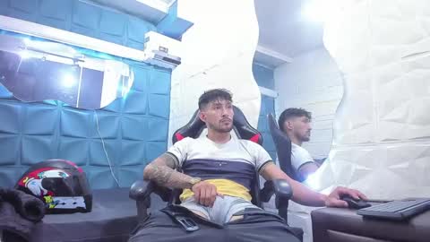 Daniel Fernando online show from March 7, 8:11 pm