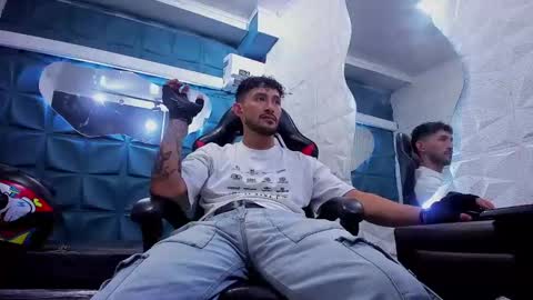 Daniel Fernando online show from March 10, 7:40 pm