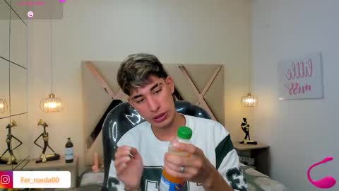 FER PHOENIX online show from December 20, 4:52 am