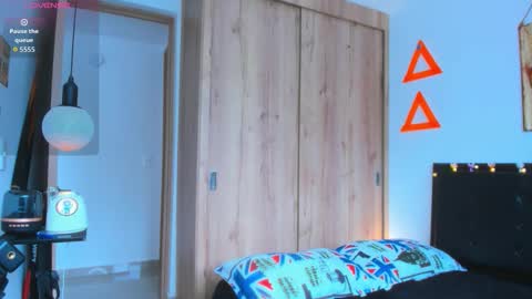 Elias Valencia online show from November 11, 5:51 pm