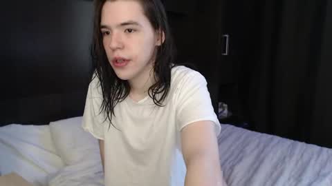 Robin online show from February 25, 9:20 am