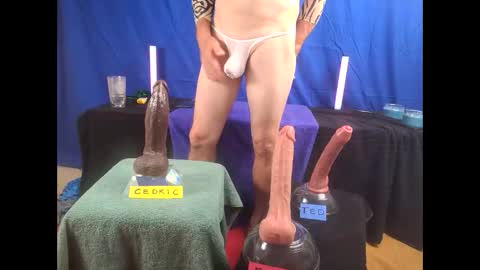 flavor_flave online show from March 13, 5:15 am