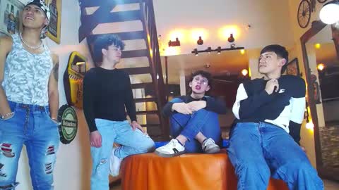 flyckers online show from November 10, 11:09 pm