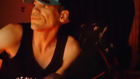 Snapshot of followthewhiterabbittail chatting on October 19, 8:06 am Have fun remembering u online show from October 19, 8:06 am