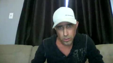 fouraide42 online show from February 14, 7:31 pm