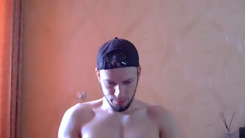 frame_tamer888 online show from July 8, 9:13 am