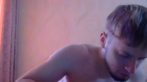 frame_tamer888 online show from June 23, 9:14 am