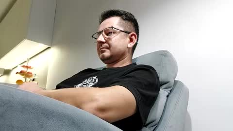 Frank online show from January 9, 4:06 pm