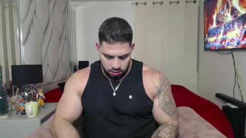 frank_foxx1 online show from December 16, 2:51 am