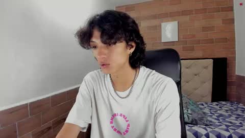   online show from February 26, 1:52 pm