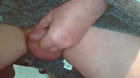 Snapshot of frankyj2 chatting on December 11, 6:27 am frankyj2 online show from December 11, 6:27 am