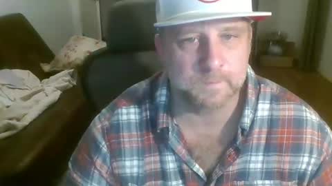 poundyouout1969 online show from February 15, 6:52 am