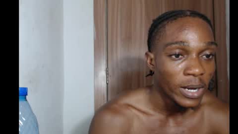 freakyslut30 online show from March 7, 1:20 am