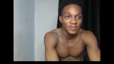 freakyslut30 online show from January 29, 7:43 pm