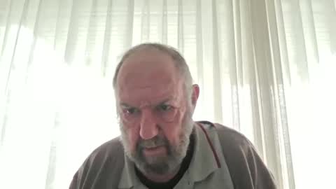 Snapshot of fredaldavid chatting on October 21, 3:04 pm David Fredal online show from October 21, 3:04 pm